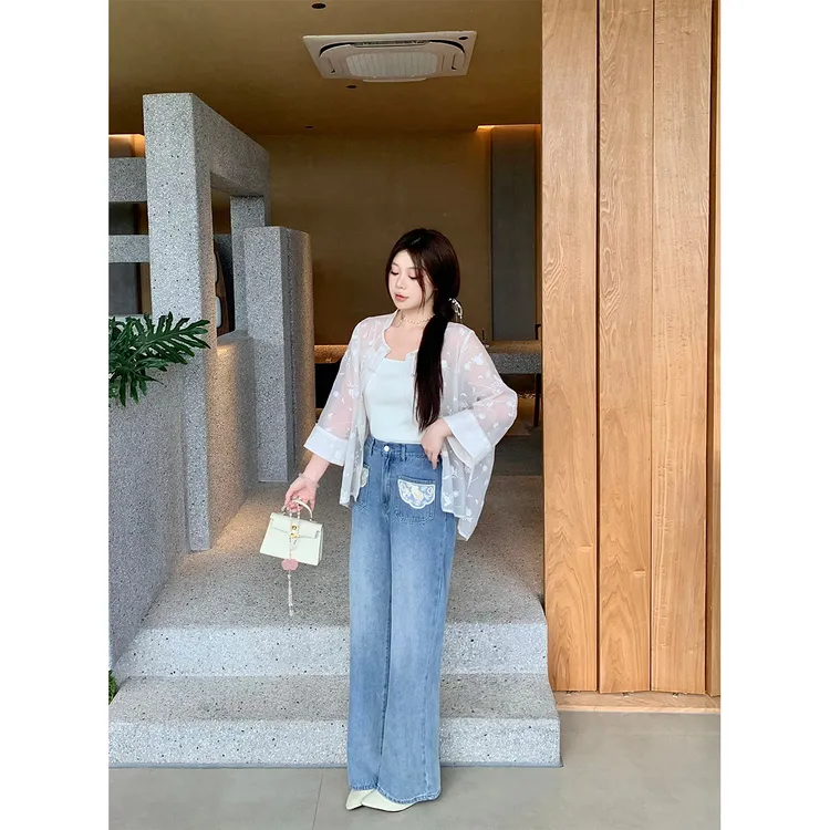 【5月6日20点开售】春水盏月 锺工刺绣套装/绣花罩衫+蕾丝牛仔裤~