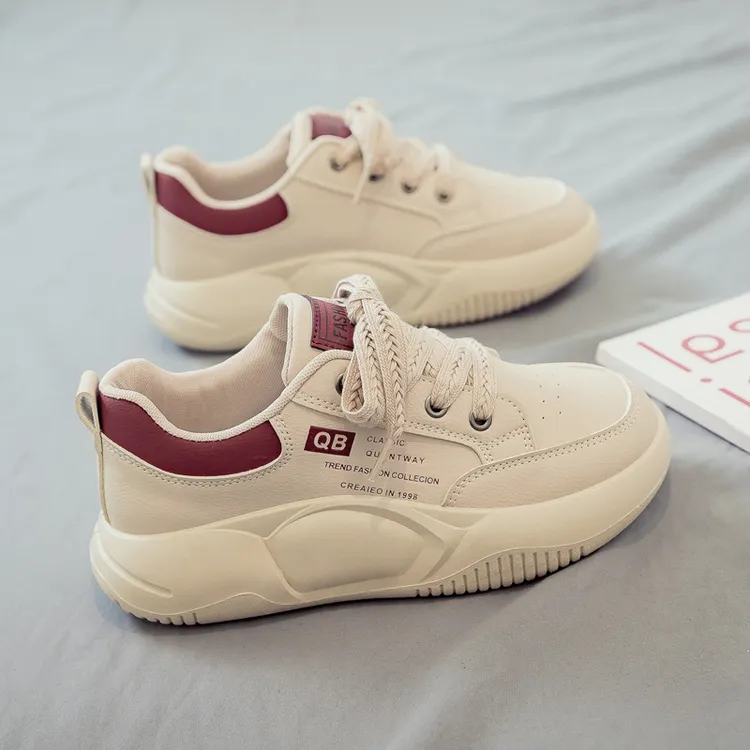 2024春季小白鞋女鞋新款网红爆款厚底增高板鞋软底休闲妈妈鞋春秋