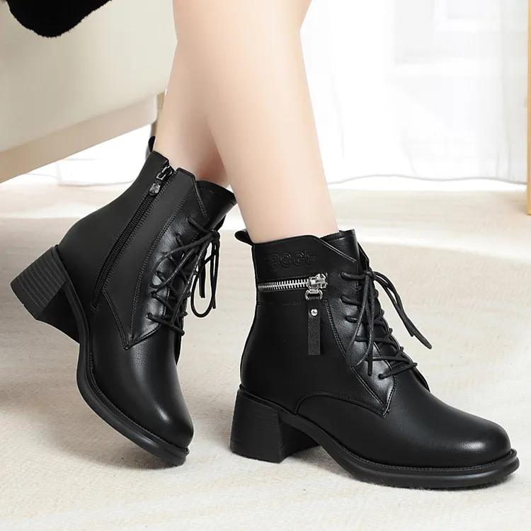 啄木鸟秋冬季加绒保暖马丁靴英伦风百搭中跟短靴软底软面厚底靴子