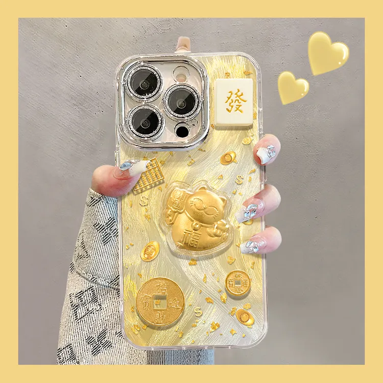 招财猫公仔适用苹果17华为vivo/oppo小米iPhone16精孔羽纱手机壳