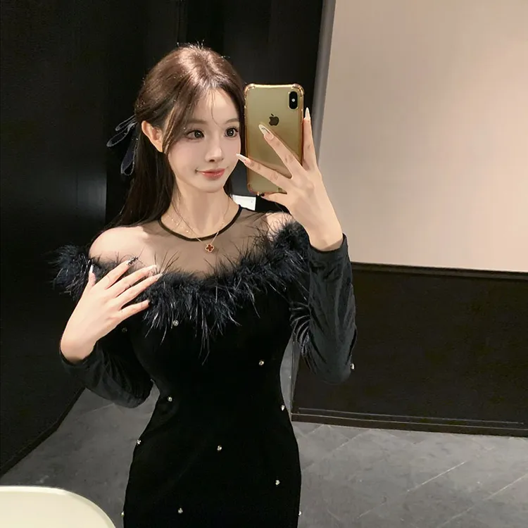 冰冰来了丨【万人迷】轻熟性感拼接丝绒连衣裙鸵鸟毛修身长裙26421