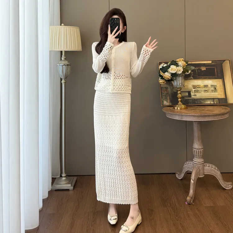 2025秋冬新款小香风套装轻奢名媛千金针织开衫包臀半身裙两件套