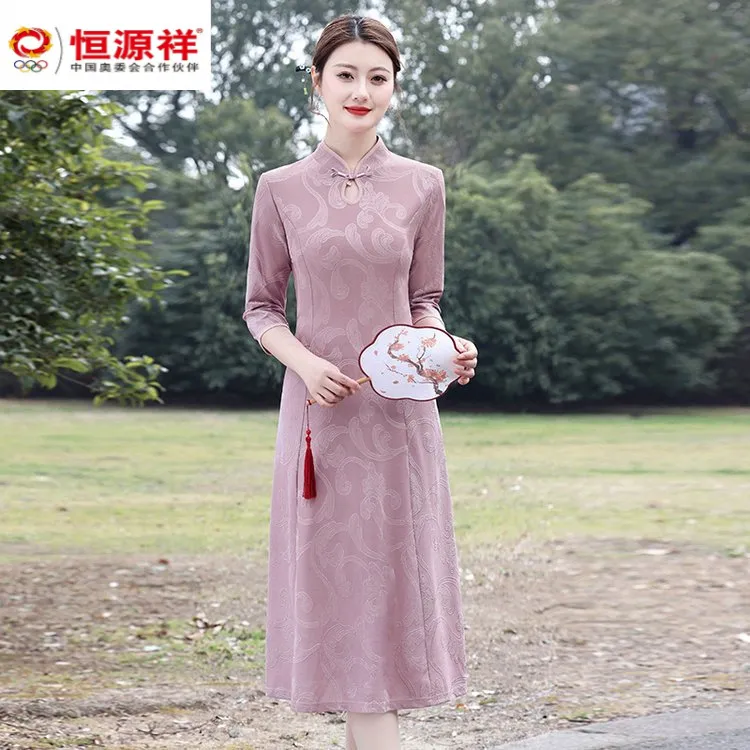 恒源祥彩羊复古风中老年女装显瘦宽松版型春夏薄款聚酯纤维连衣裙