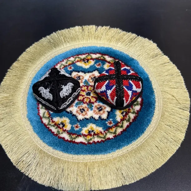 可放于车前面的毯子