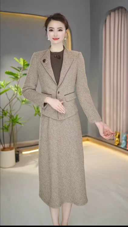 2025年秋季法式轻熟风INS风时尚套装套装秋季时尚网红显瘦女装