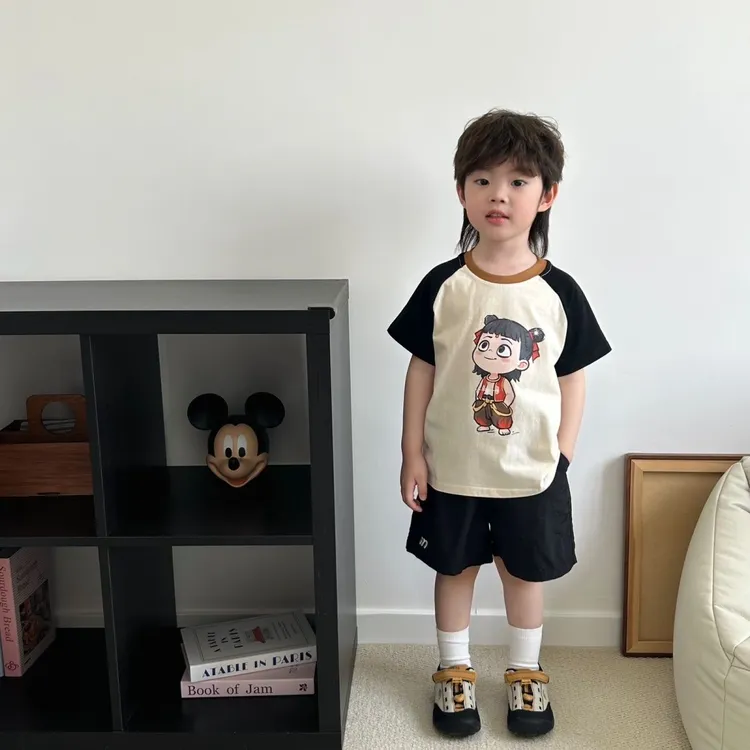 新款儿童卡通哪吒短袖T恤拼接宽松休闲百搭中大小男女儿童宝宝潮t