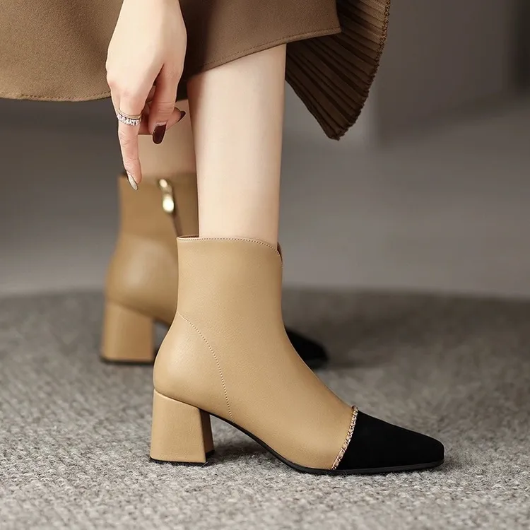 美拉德穿搭皮面短靴女秋冬季气质马丁靴杏色中粗跟加粉韩版粗跟