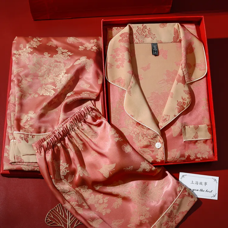 2025新款高级感冰丝睡衣女士短袖长裤短裤胭脂雪三件套夏季家居服