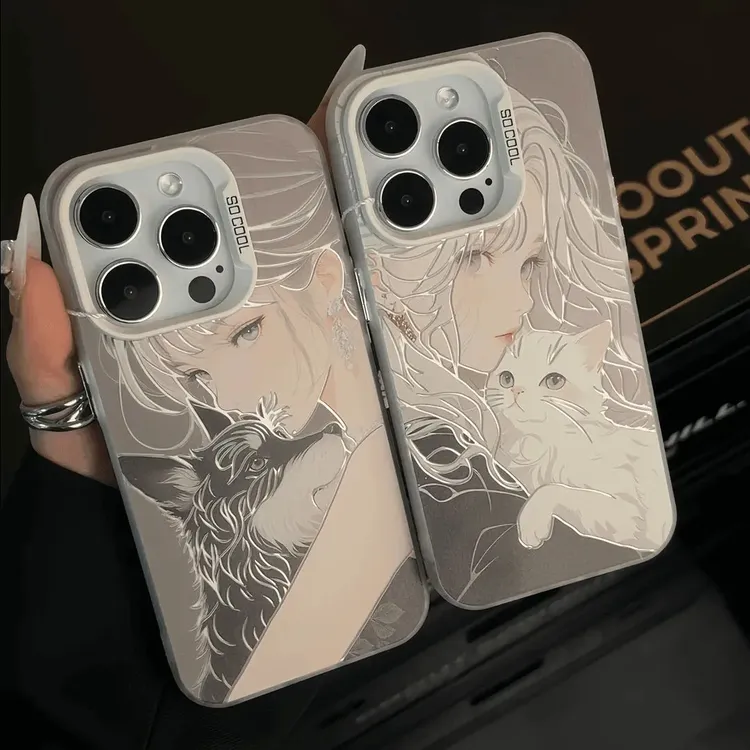 抱猫长发女孩适用苹果17pro撞色元气手机壳iPhone16/15promax硬14