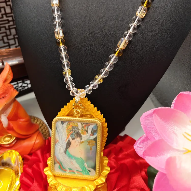 新款唐卡唐卡九尾狐娘娘纯手工描银嘎乌壳吊坠可定制项链挂件