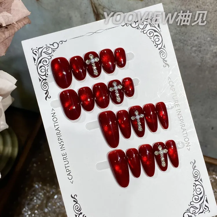 高级感穿戴甲奥勉美甲 纯手工新年红宝石猫眼玻璃珠十字架