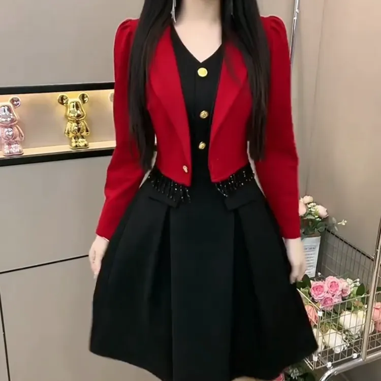 春季新款气质流苏西装砍袖两件套显瘦时尚轻奢套装