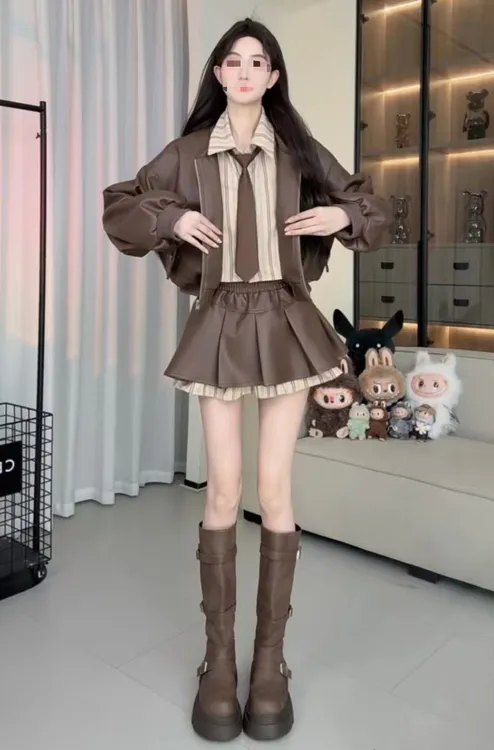 时尚套装女装韩版两件套咖色皮衣拼接套装秋季新款