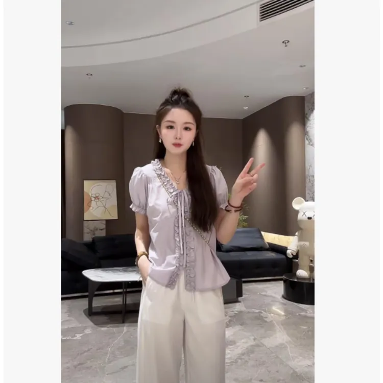 宿慕SUMU法式甜美木耳边小衫2025新款夏季舒适V领蕾丝小香风衬衫