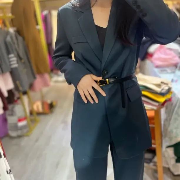 高品质定制面料挺括飒有型系带廓形女士西服套装