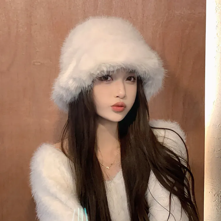 仿皮草帽子女秋冬季新款显脸小渔夫帽毛绒防寒护耳保暖雷锋帽盆帽