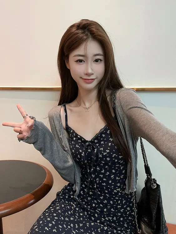 韩版纯欲碎花针织连衣裙女夏季甜美显瘦吊带裙子法式长裙