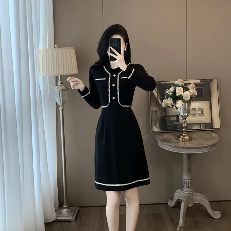 时尚小香风洋气收腰显瘦气质长袖秋季中长款连衣裙减龄高级感穿搭