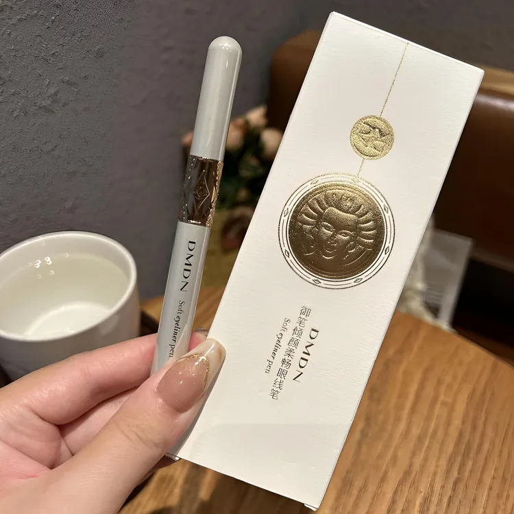 DMDN柔畅眼线液笔顺滑新手速干显色防水持久不易晕染不脱色防汗