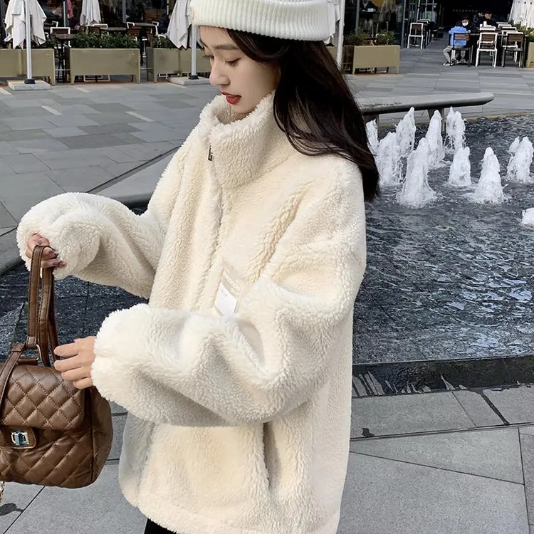 FAVMARTHA羊羔绒皮毛一体外套女秋冬2025新款宽松休闲加绒加厚仿