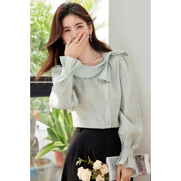2色光泽蝴蝶结长袖衬衫女不规则领口小众上衣秋季时尚气质开学季