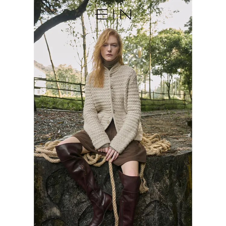 EIN/言新中式复古绞花绵羊毛立领大口袋针织开衫外套2025秋冬新款