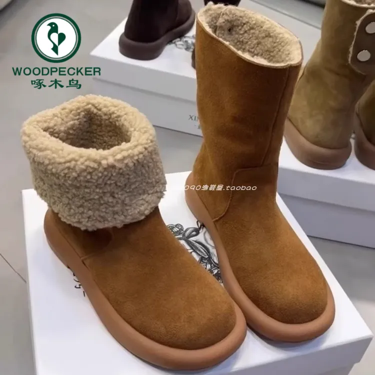 啄木鸟雪地靴女2024冬季新款加绒马丁靴女平底网红两穿奶茶色短靴