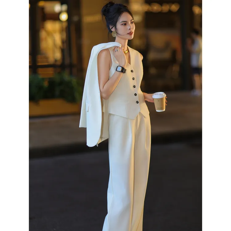 ZEROYK高级感时尚套装2025秋季御姐气质阔版西装马甲裤子三件套