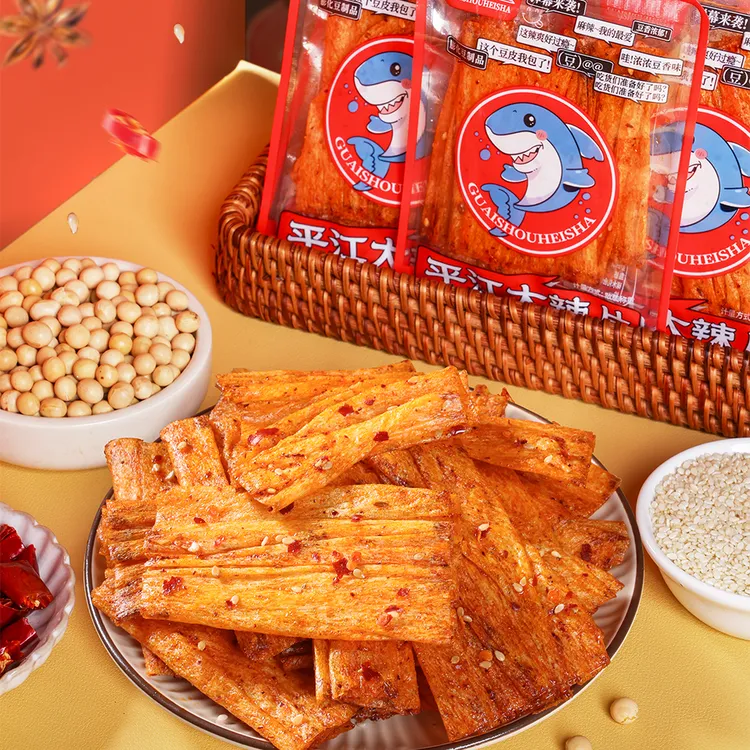 湖南特产手撕豆皮卷香辣辣条辣片追剧解馋小零食童年回忆经典小吃