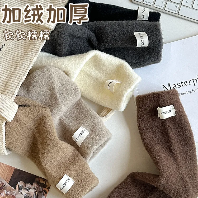 袜子女中筒袜秋冬加绒加厚保暖月子袜冬天居家澳绒布标咖色睡眠袜