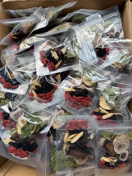 【男士八宝料】从容淫山羊霍枸杞桑葚再加工茶泡茶泡酒大块料大份量