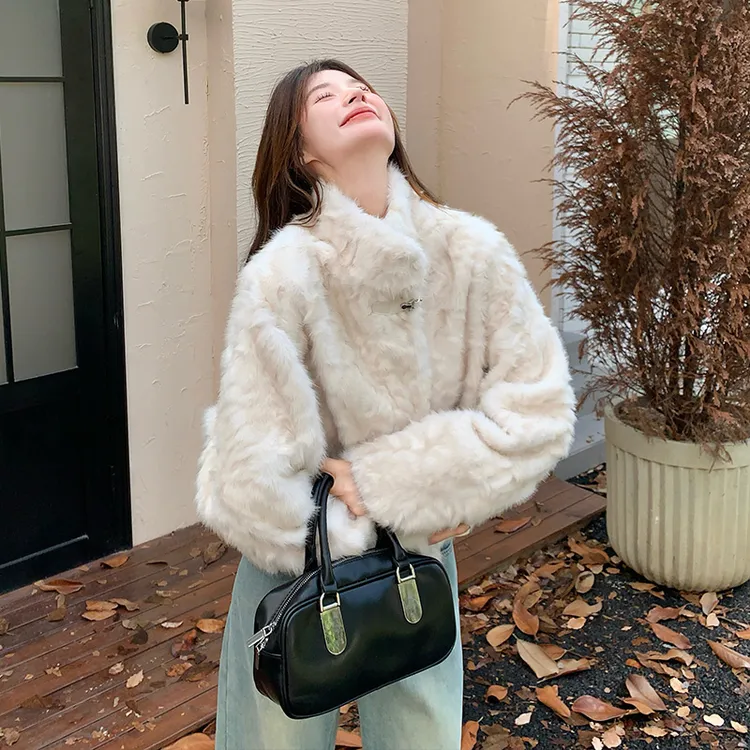 高级感短款时尚毛毛外套女冬2025新款小个子加厚保暖羊 羔毛上衣