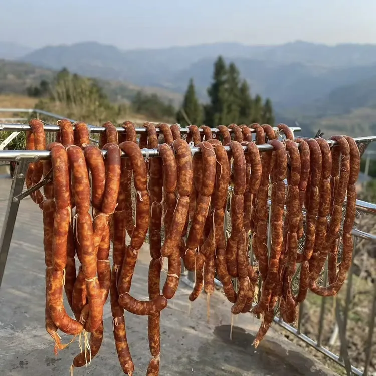 村支书金刚@竹溪地道农家腊肠