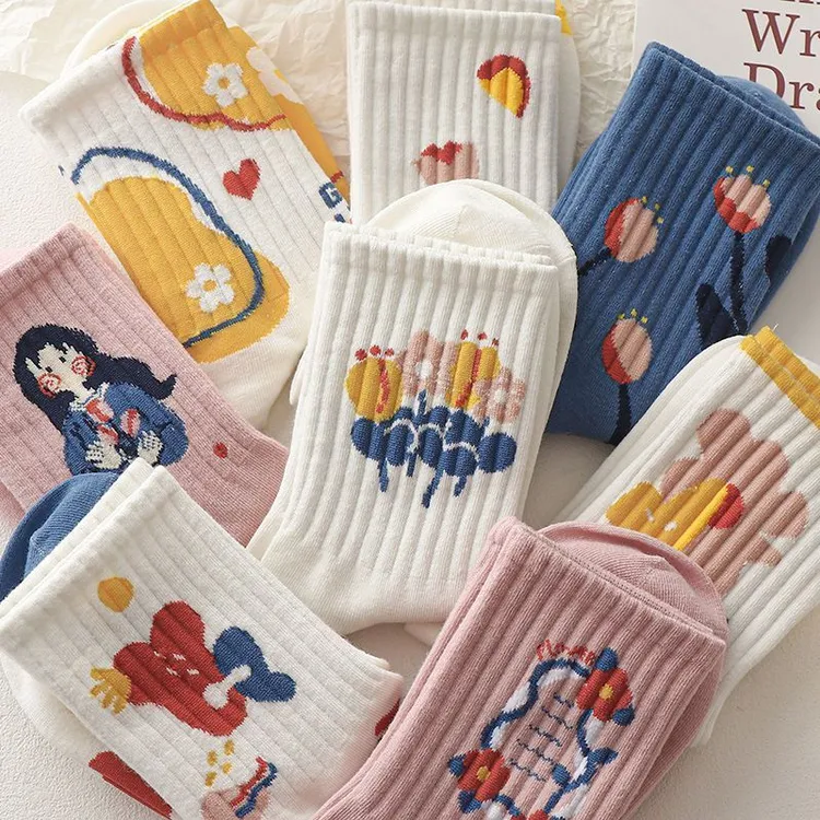 涂鸦袜子女春秋款碎花ins潮百搭中筒可爱日系学生粉色运动袜