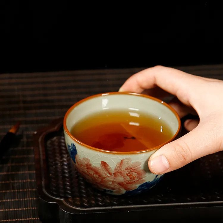 景德镇青花手绘卧足杯茶具高档青花陶瓷釉里红主人杯单个110CC商品图