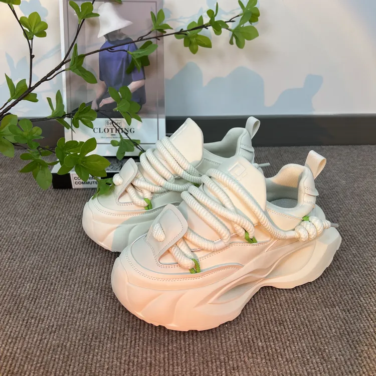 2025新款透气网红时尚百搭真皮增高厚底轻软潮鞋老爹鞋男鞋女鞋