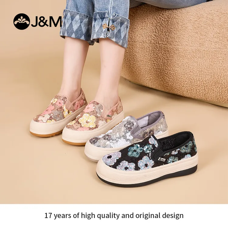 J&M/快乐玛丽2025年春季新中式帆布花朵珠片女鞋休闲鞋低帮87869W