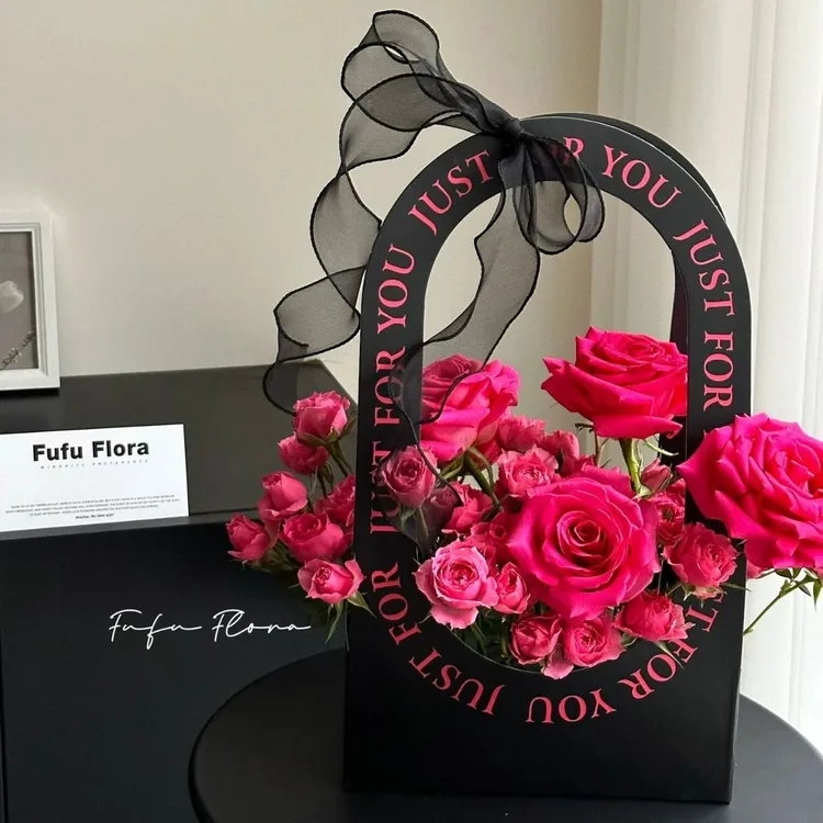 花艺花束手提花盒DIY手工摆摊插花盒情人节女友闺蜜鲜花盒包装盒