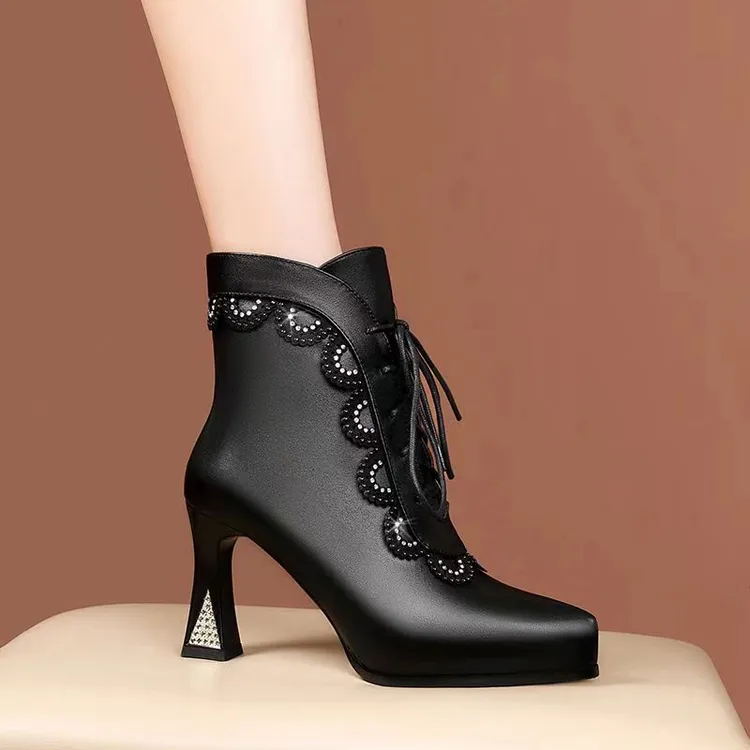 真软皮时尚绑带马丁靴2024年新款高跟鞋黑色防水台短靴女靴子