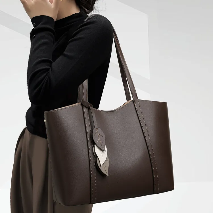 CCAMO轻奢牛皮女款包包高级感百搭托特包简约单肩大容量通勤包包