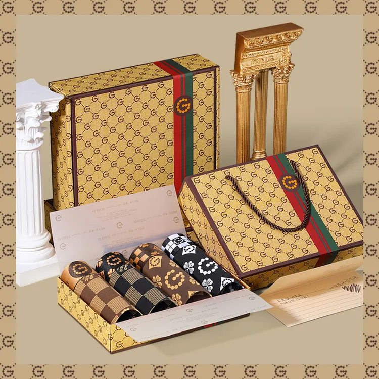 新款男士短裤经典纯棉柔软舒适印花运动无痕透气平角短裤衩礼盒装