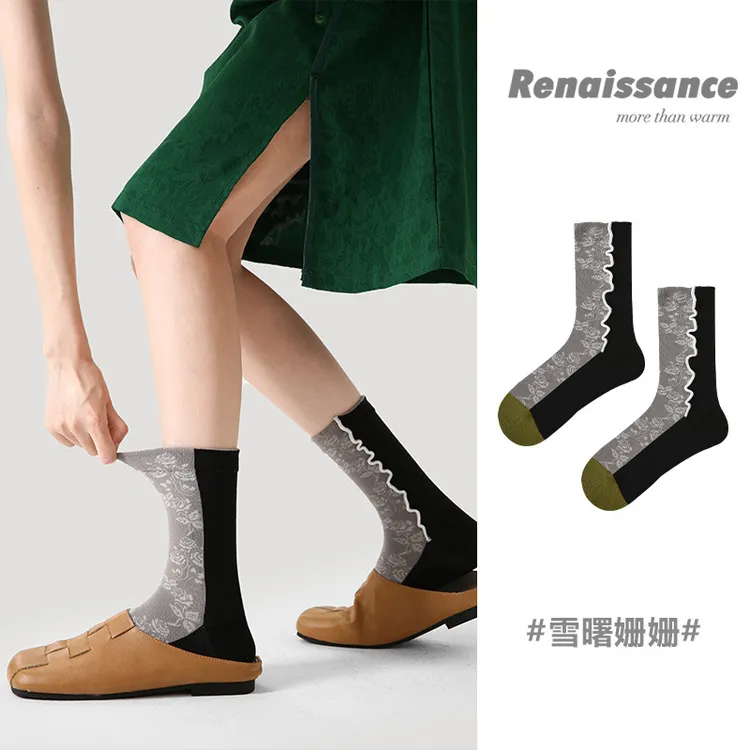 Renaissance袜子女拼色小众设计感木耳边ins潮中筒袜秋季新中式