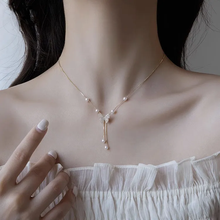 铜合金仿珍珠项链 珍珠流苏蝴蝶项链女高级设计感小众轻奢锁骨链