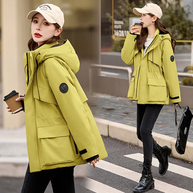 休闲时尚冲锋衣羽绒服女2025年冬季新款收腰显瘦加厚保暖连帽外套