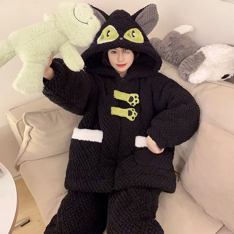 睡衣女士冬季2024年新款珊瑚绒三层夹棉法兰绒加绒加厚居家服套装