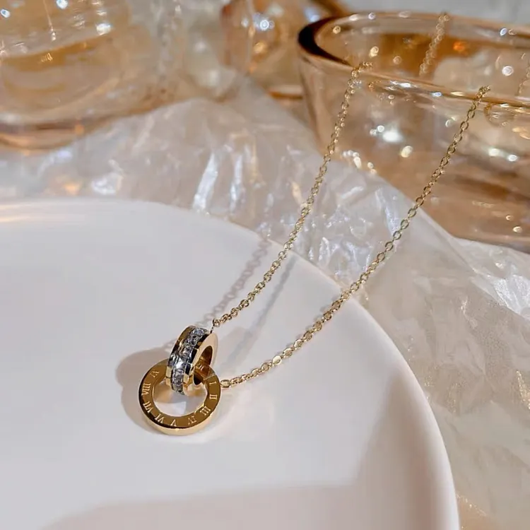 LINGSIV 钛钢吊坠 罗马双环交叉轻奢项链女潮网红百搭流行款配饰