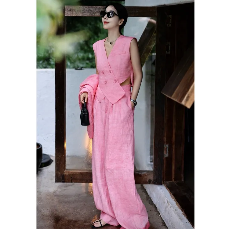 高端轻奢老钱风亚麻炒色西装套装设计感西装马甲外套阔腿裤三件套