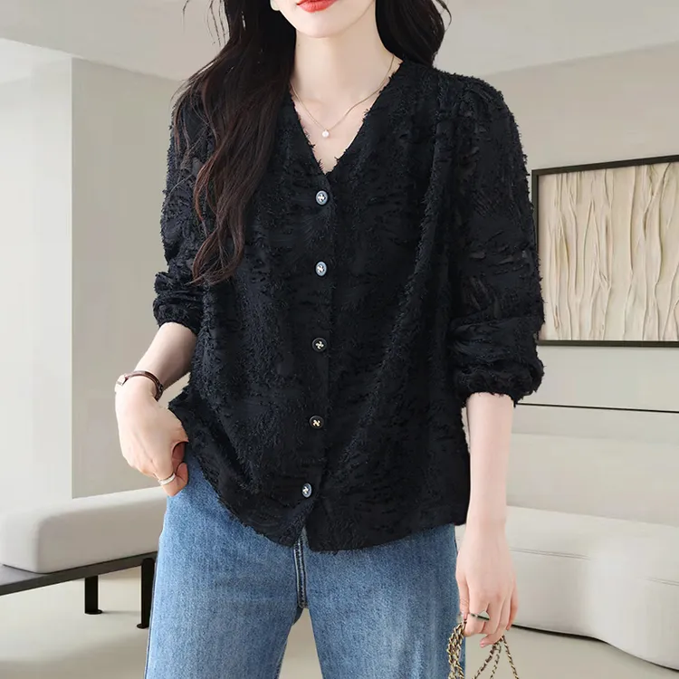 高级感蕾丝V领衬衫长袖女装2025秋季设计感宽松大码法式镂空上衣