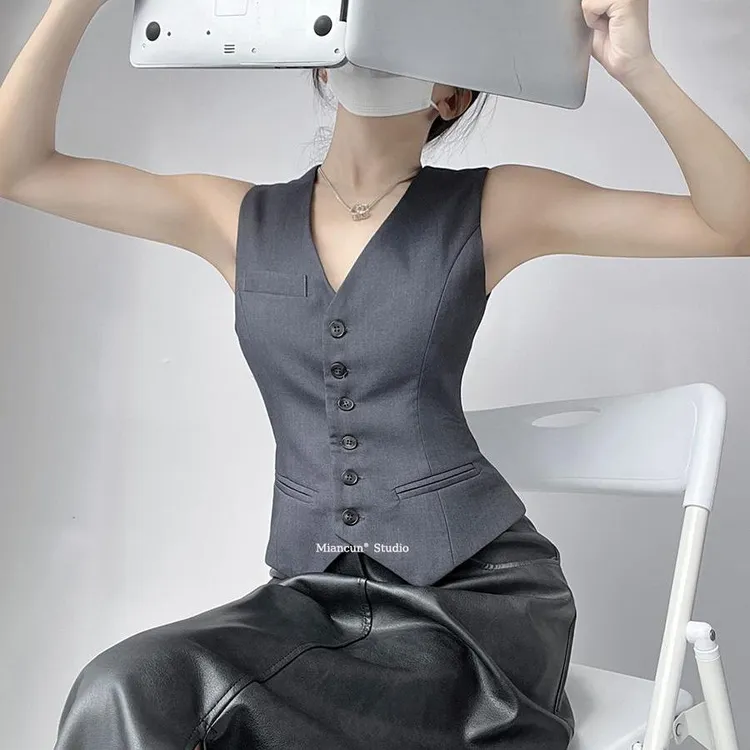 疯狂心动!!灰色修身无袖西装马甲外套女春夏短款露脐V领坎肩上衣