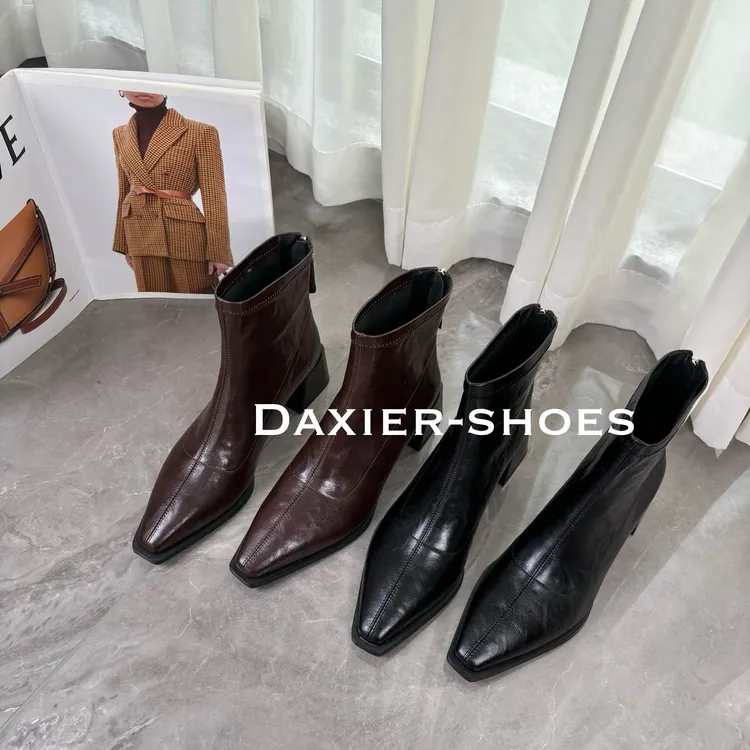 方头欧美短靴女新款2025秋冬女靴子时装粗跟瘦瘦靴小众设计小短靴商品图